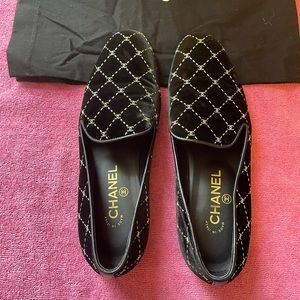 Chanel Blk Velvet Diamond Patterned Moccasin 39.5
